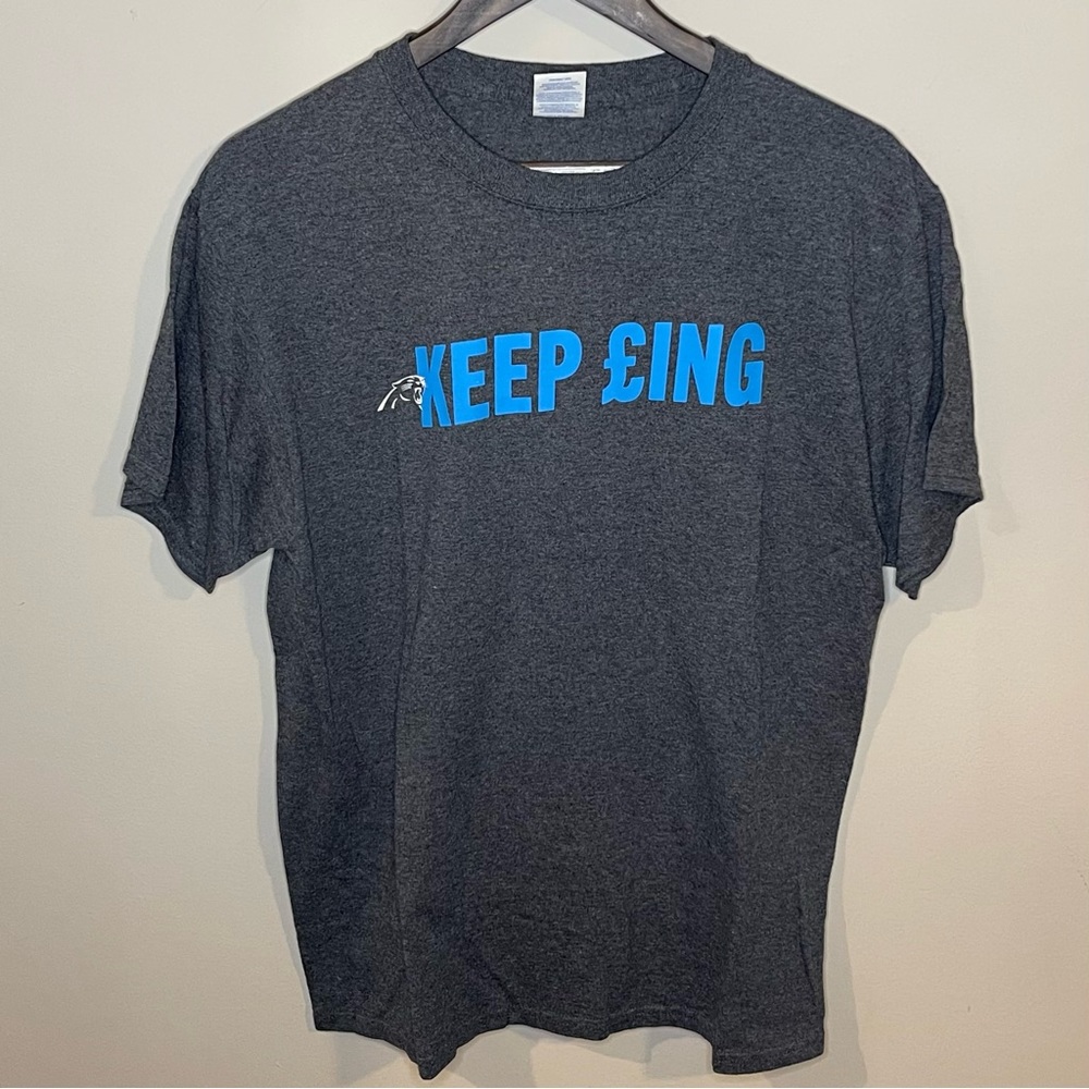 Caroline Panthers | “Keep Pounding | £-ing | Gray T-Shirt Size M